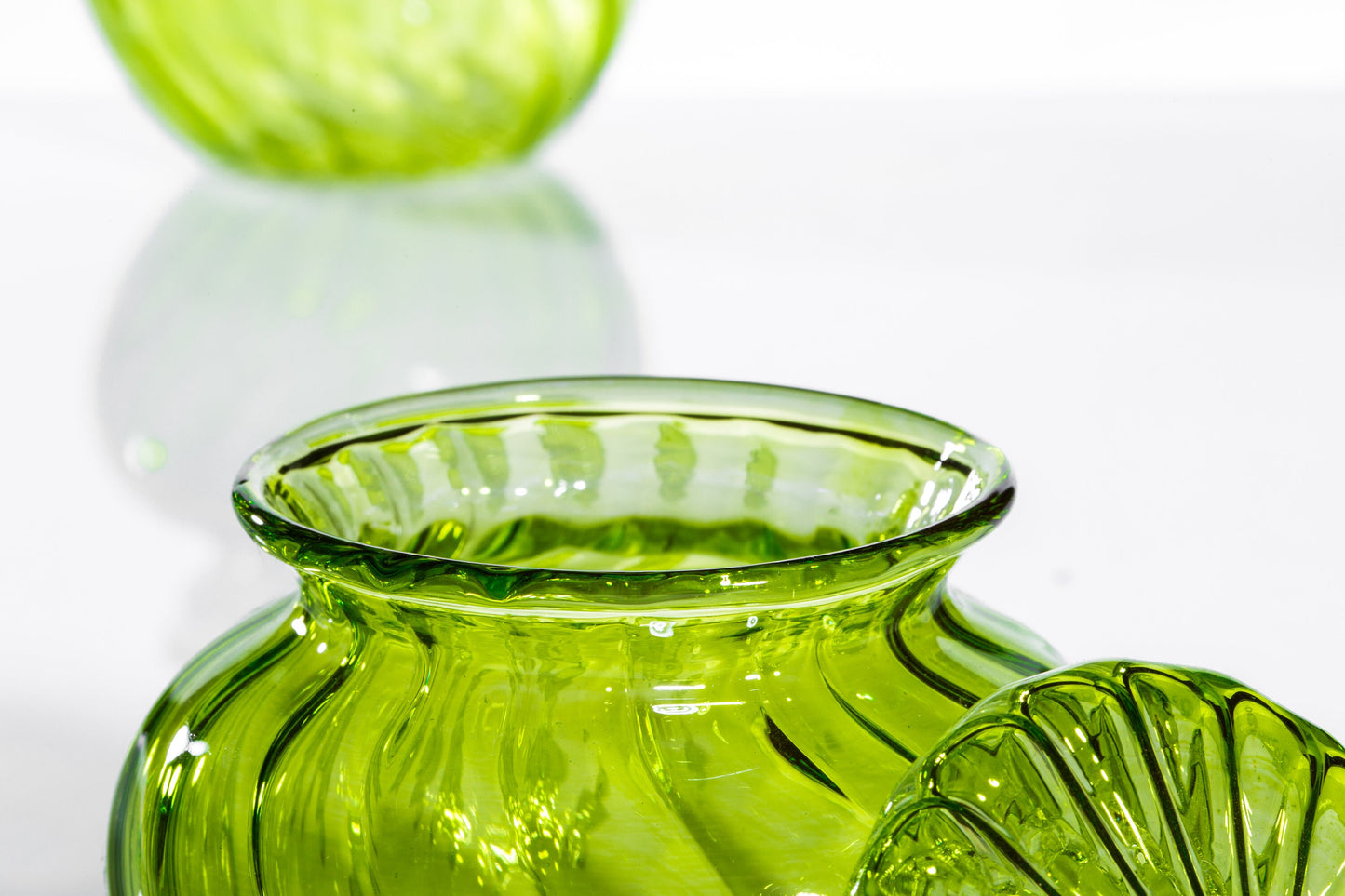 Set of 2 Art Glass Handmade Candy Dish oily Green color glassblowing kitchen and home decoration