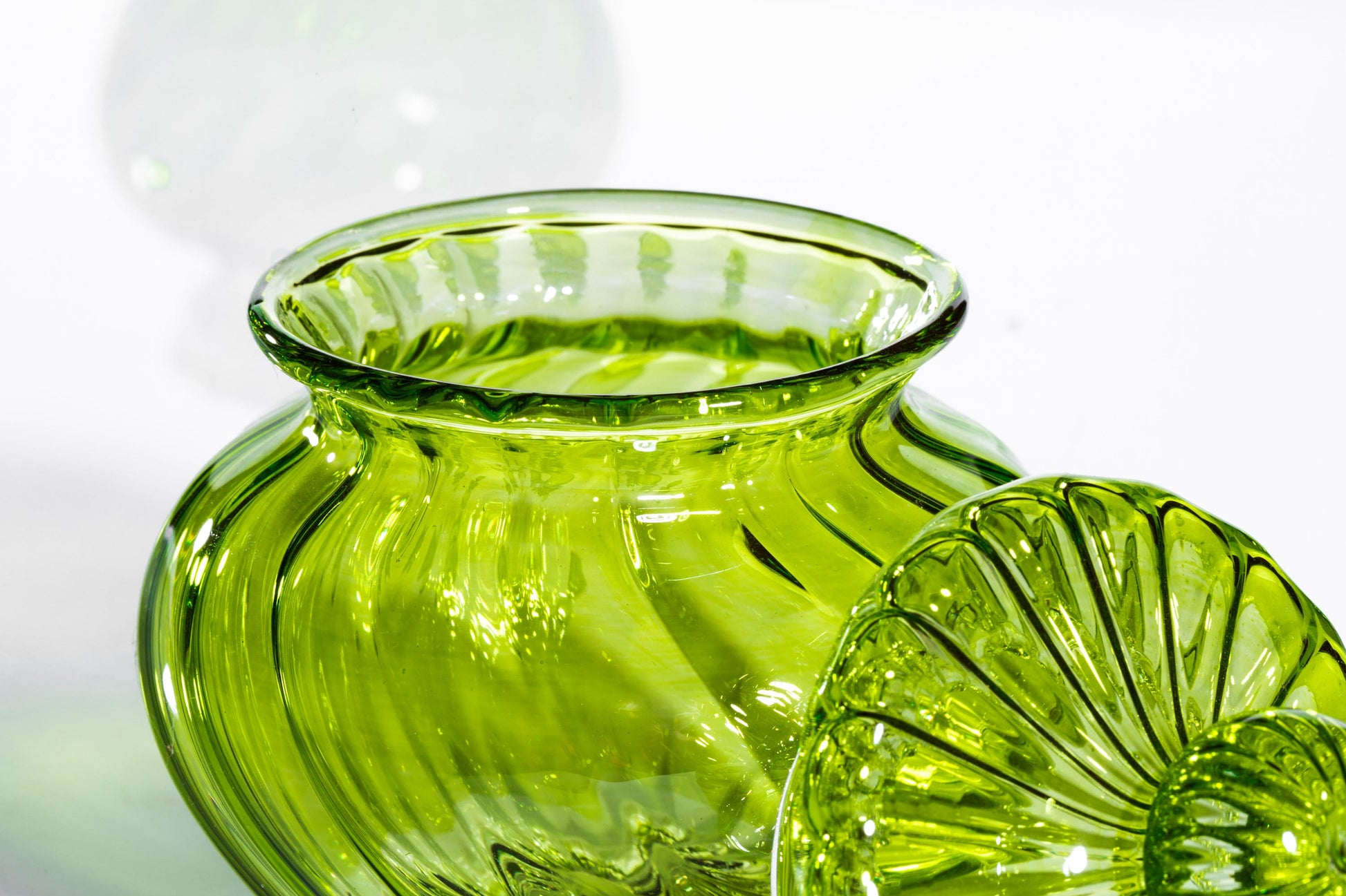 Set of 2 Art Glass Handmade Candy Dish oily Green color glassblowing kitchen and home decoration