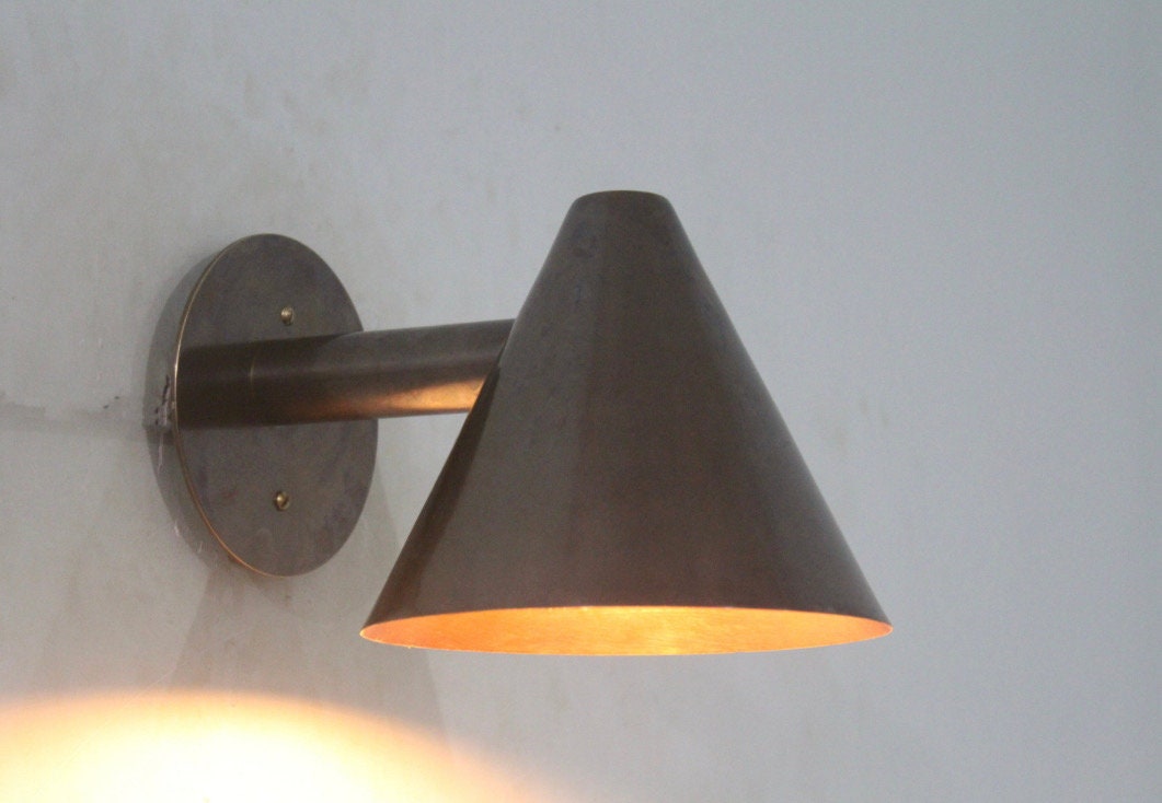 Handmade Light Cone Shape - Vintage Wall Light - Mid Century Brass Light - Wall light Fixture - Custom Bed side Lighting - Wall Light Sconce